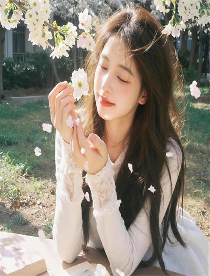 芭比之电玩英雄创作全记录：音乐创作的理念与过程 感受创作的魅力与挑战